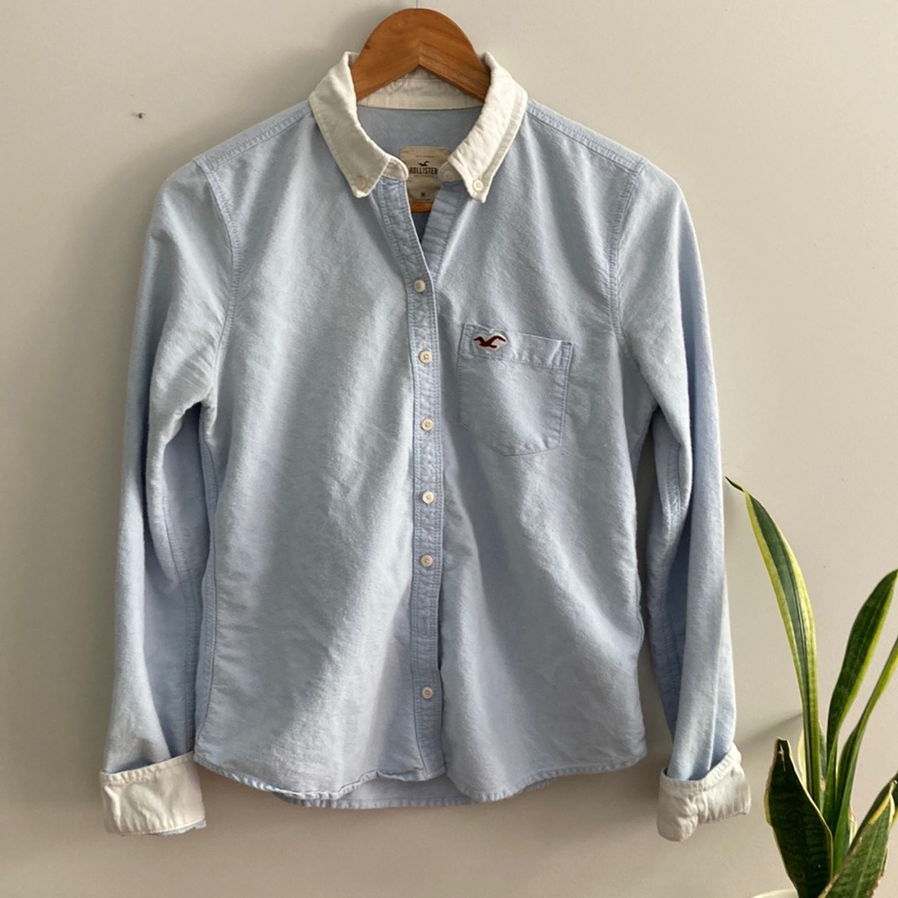 Hollister BB Blue Button Up, Size Medium